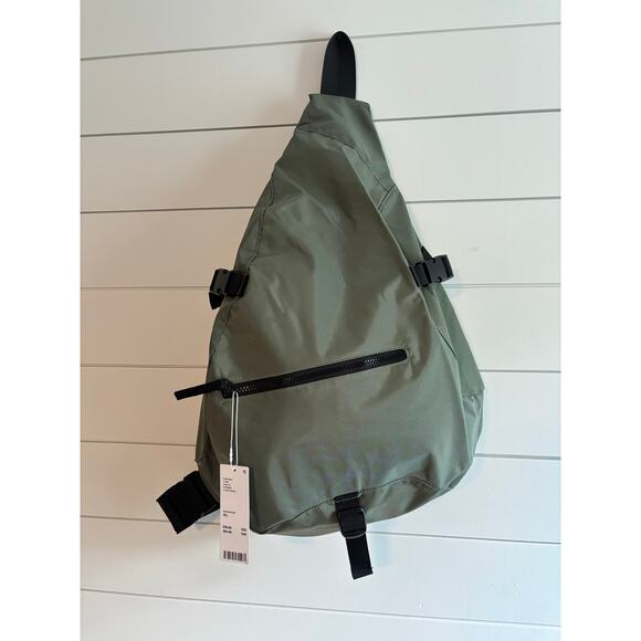 Urban Outfitters Bag | Backpack | Sling Bag - New w/ Tags! - Picture 4 of 11